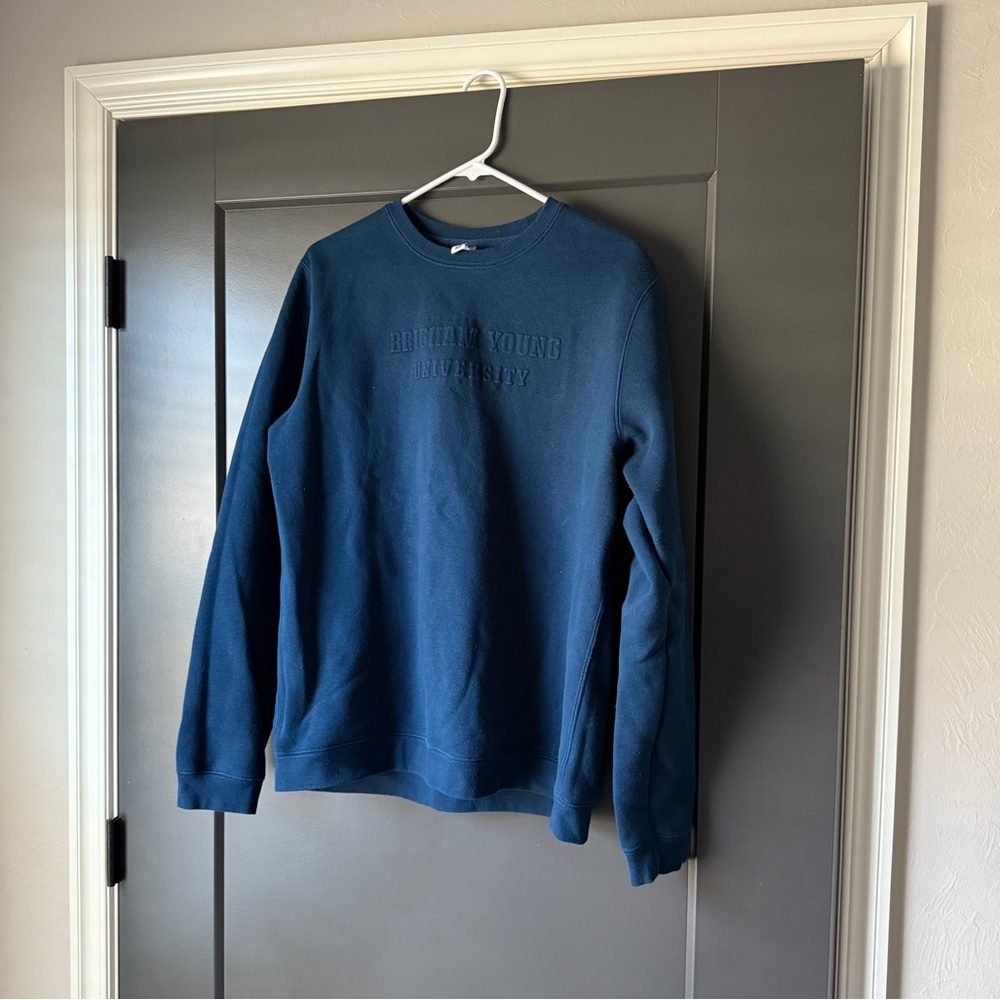 BYU sweatshirt